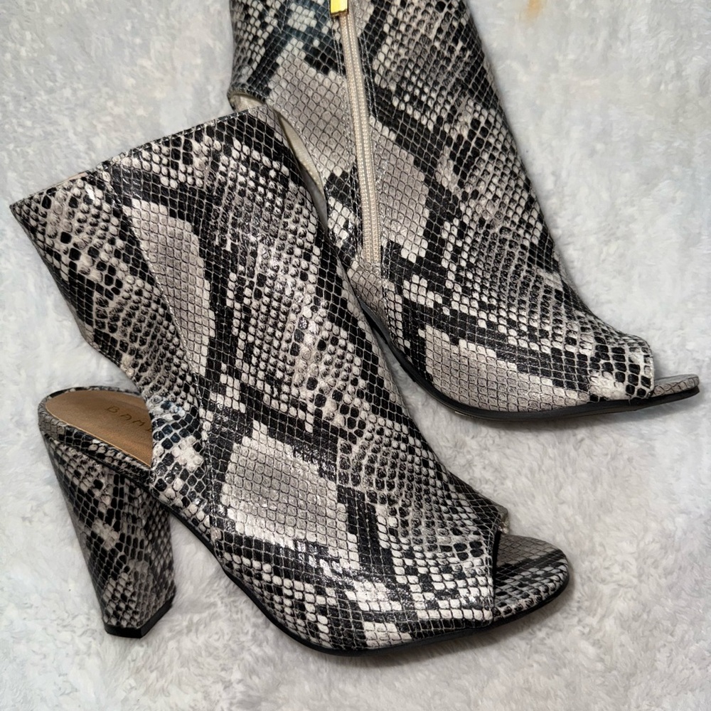 Snakeskin Patterned Peep-Toe Ankle Boots